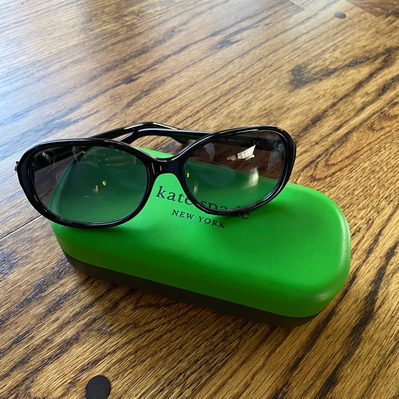 Kate Spade Sunglasses - Picture 4 of 7
